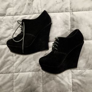Black Velvet Wedges
